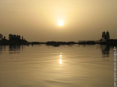 Coucher de soleil sur le fleuve Niger
